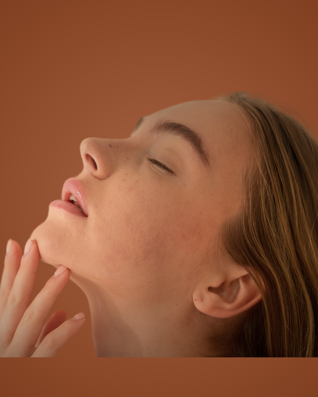 🌿 Warum Mamas Haut schneller altert – und wie du sie natürlich wieder zum Strahlen bringst